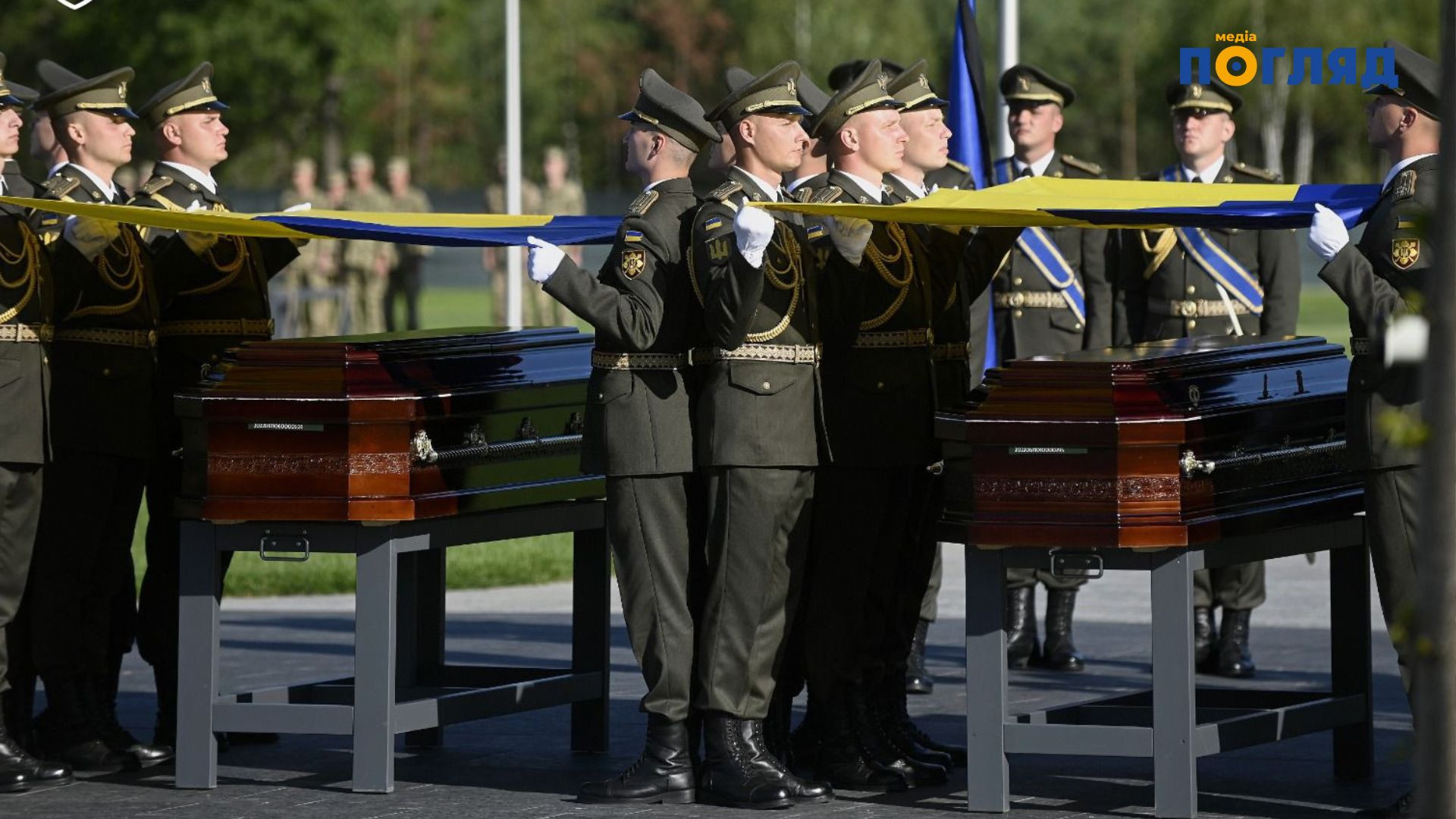Відбулася перша церемонія поховання українських воїнів на Національному військовому меморіальному кладовищі (ФОТО) - зображення